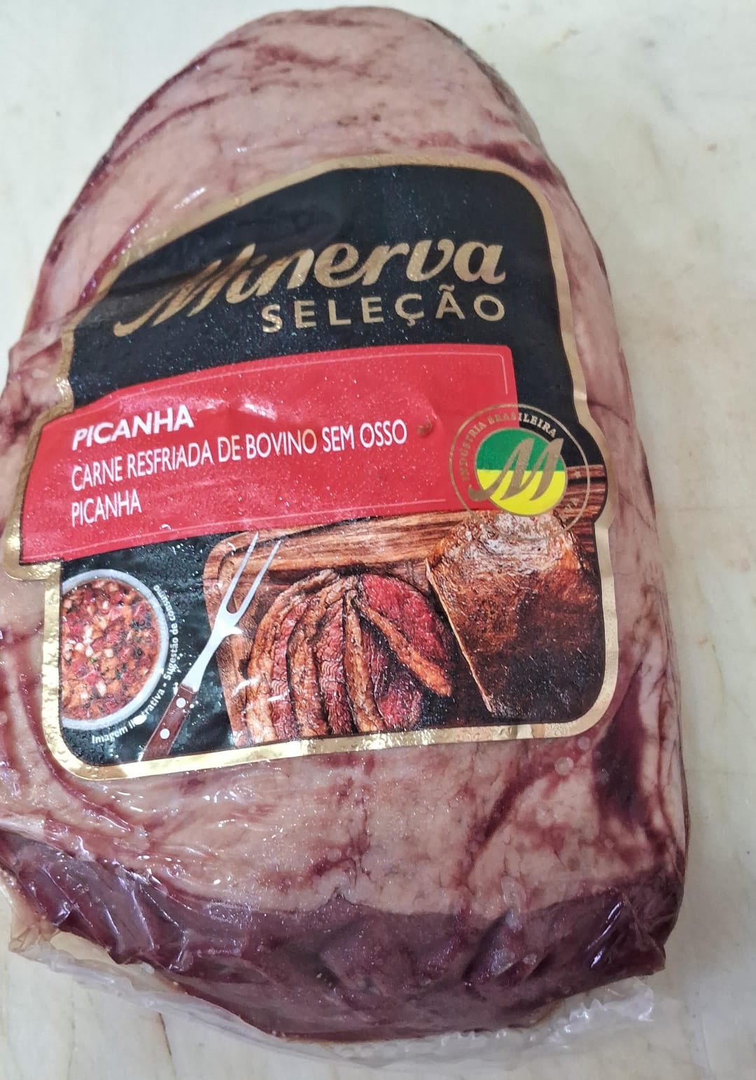 açougue e assados, fazendo entrega e também fazemos corte de carne ao pedido do cliente